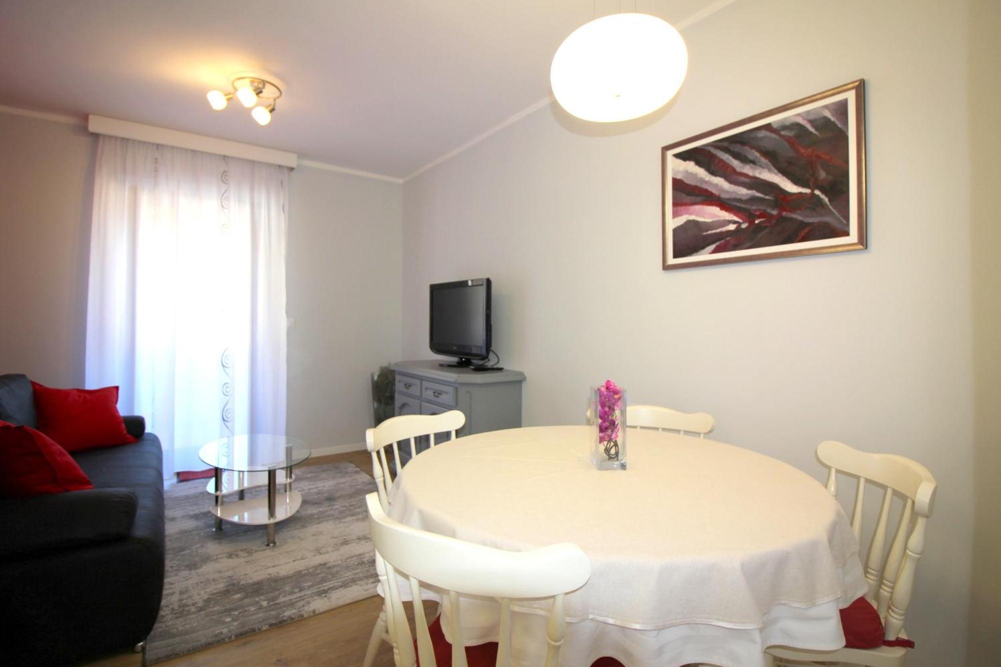 Apartments Tancel ポレッチ 部屋 写真